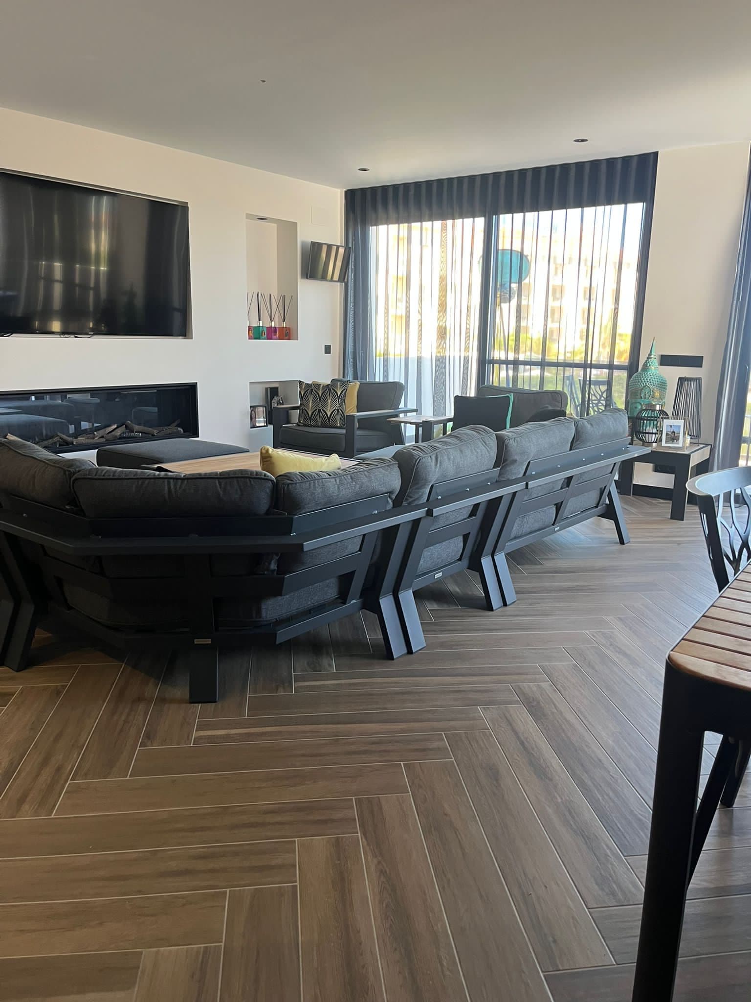 Reforma integral Salón en planta abierta - Dekorama Costa del Sol Málaga